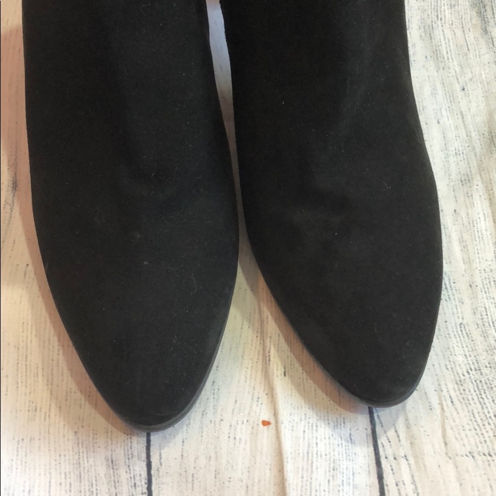 Aquatalia Dona Suede Heeled Kitten Ankle Booties - Picture 5 of 13